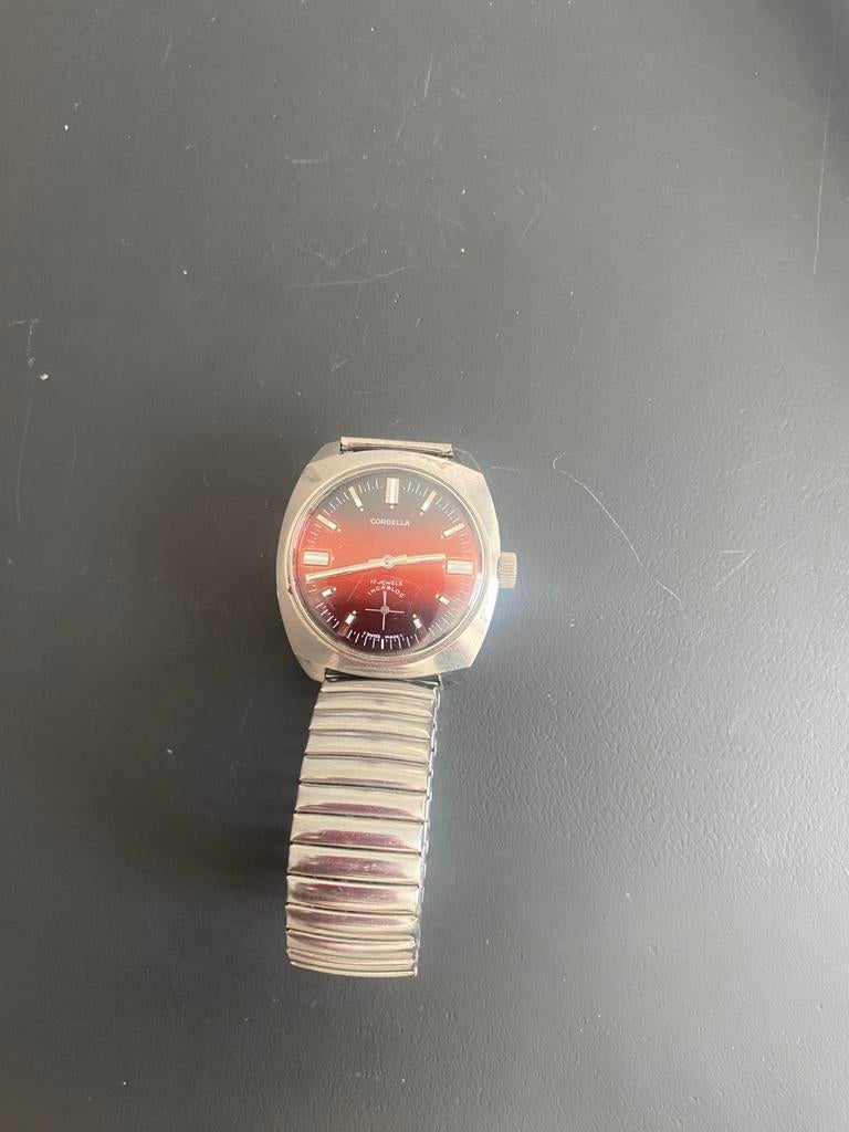 Vintage Cordella horloge  - Rood/Zilveren Wijzerplaat, Overige merken, Staal, Met bandje, Polshorloge