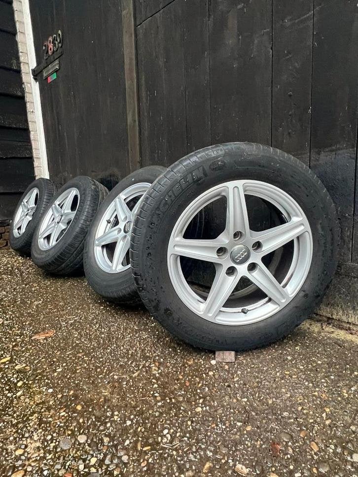 Originele Audi a4 avant a3 b9 w8 velgen 5x112 16? Michelin, Auto-onderdelen, Banden en Velgen, Niet ingevuld, Gebruikt, 16 inch