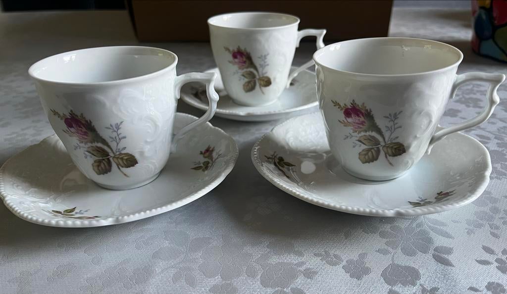 3 puntgave Rosenthal Classic Rose kopjes en schoteltjes, Antiek en Kunst, Antiek | Porselein, Ophalen of Verzenden