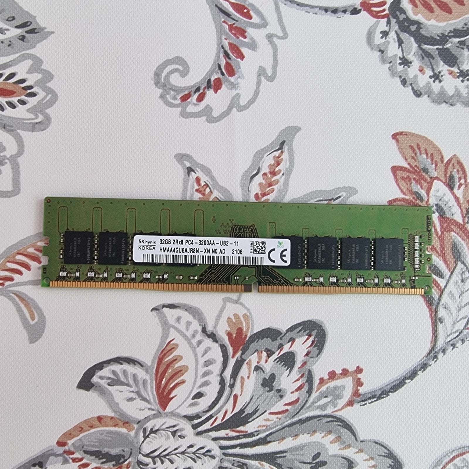 SK Hynix 32GB DDR4 RAM 3200 hmaa4gu6ajr8n, Computers en Software, 32 GB, Server, DDR4, Ophalen of Verzenden