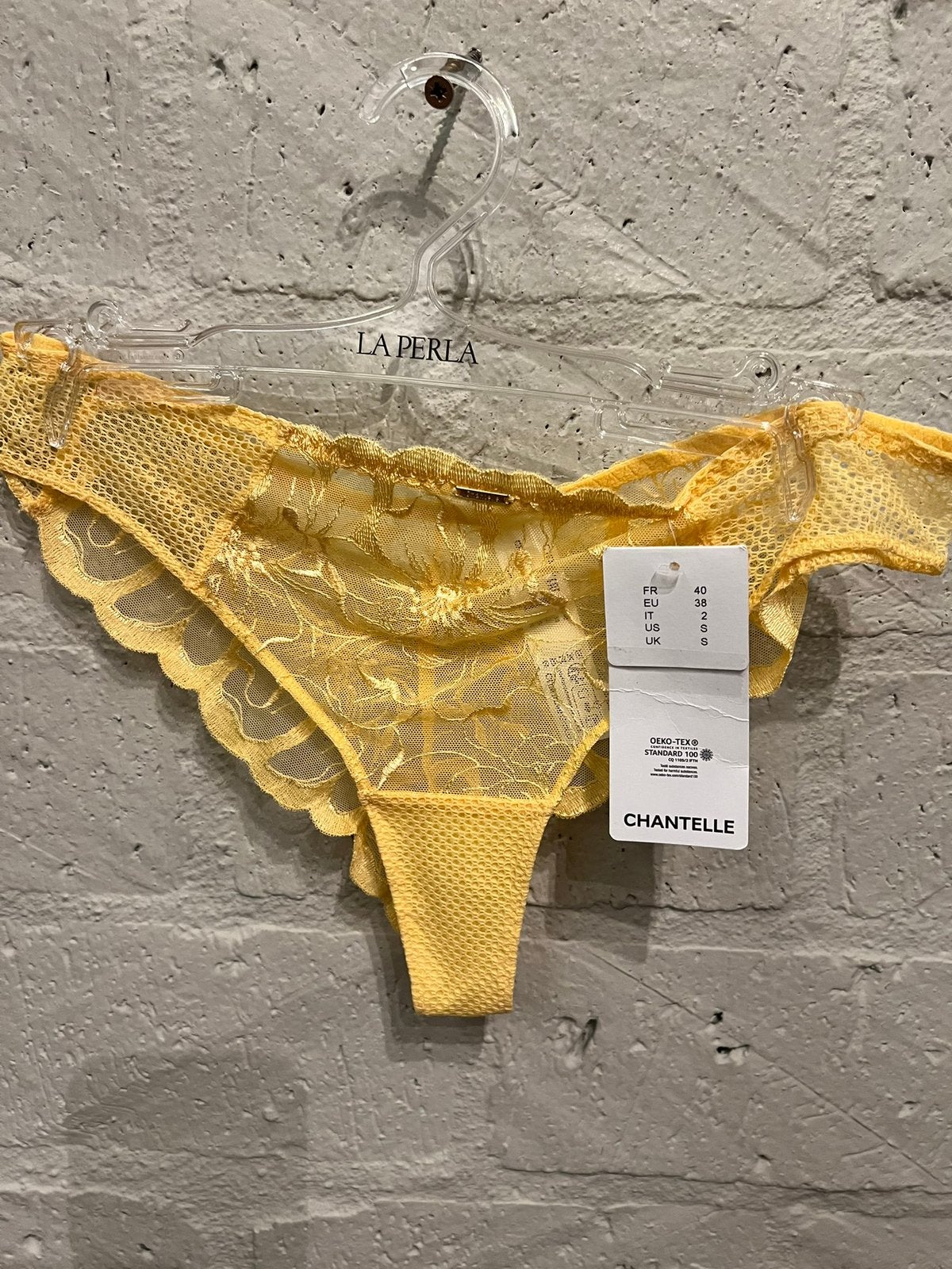 Chantelle string maat 38 NIEUW!! Nu €12,50, Ophalen of Verzenden, String