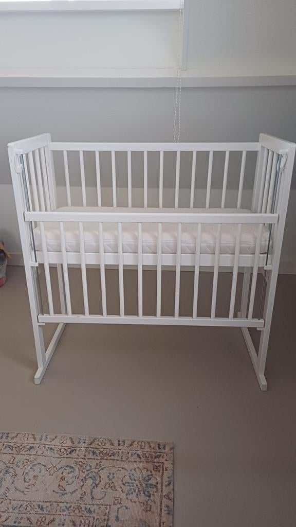Co sleeper petite amélie, Kinderen en Baby's, Babywiegjes en Ledikanten, Ophalen, Zo goed als nieuw, Wieg