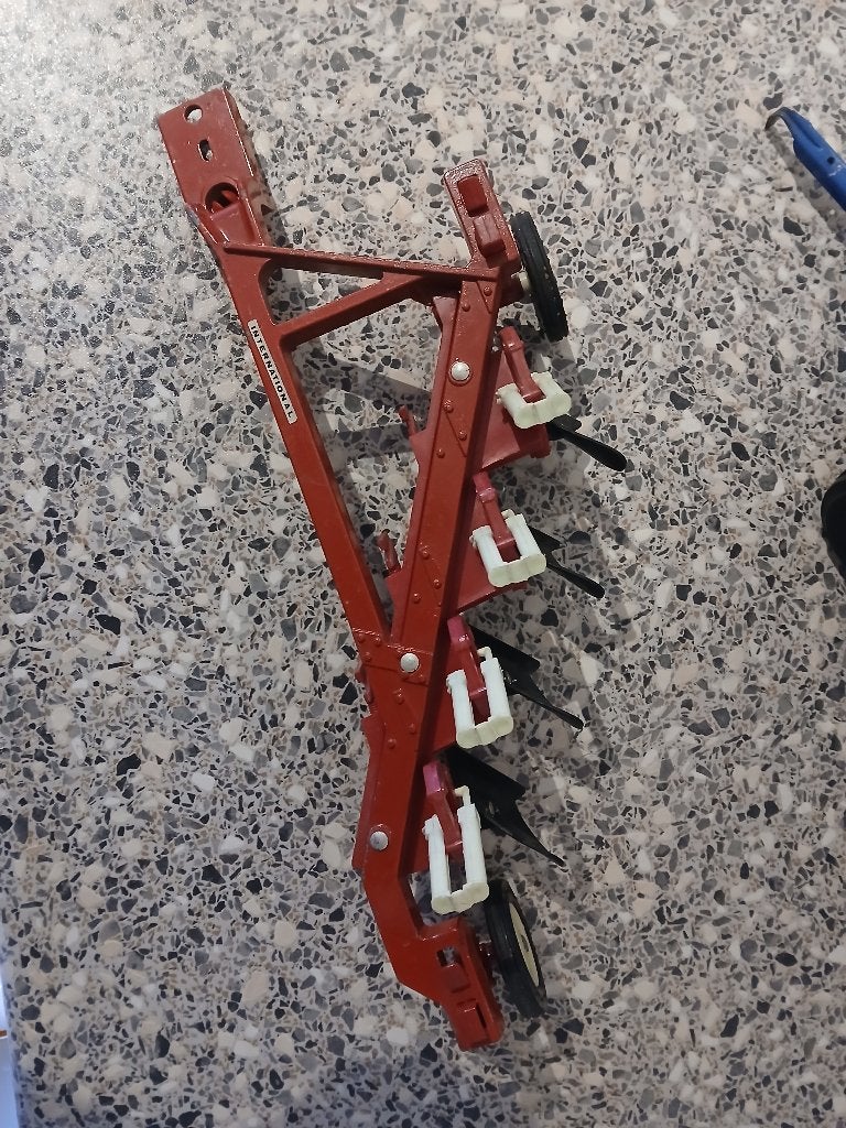 Ploeg ERTL, Overige merken, Ophalen of Verzenden, Zo goed als nieuw, Groter dan 1:32