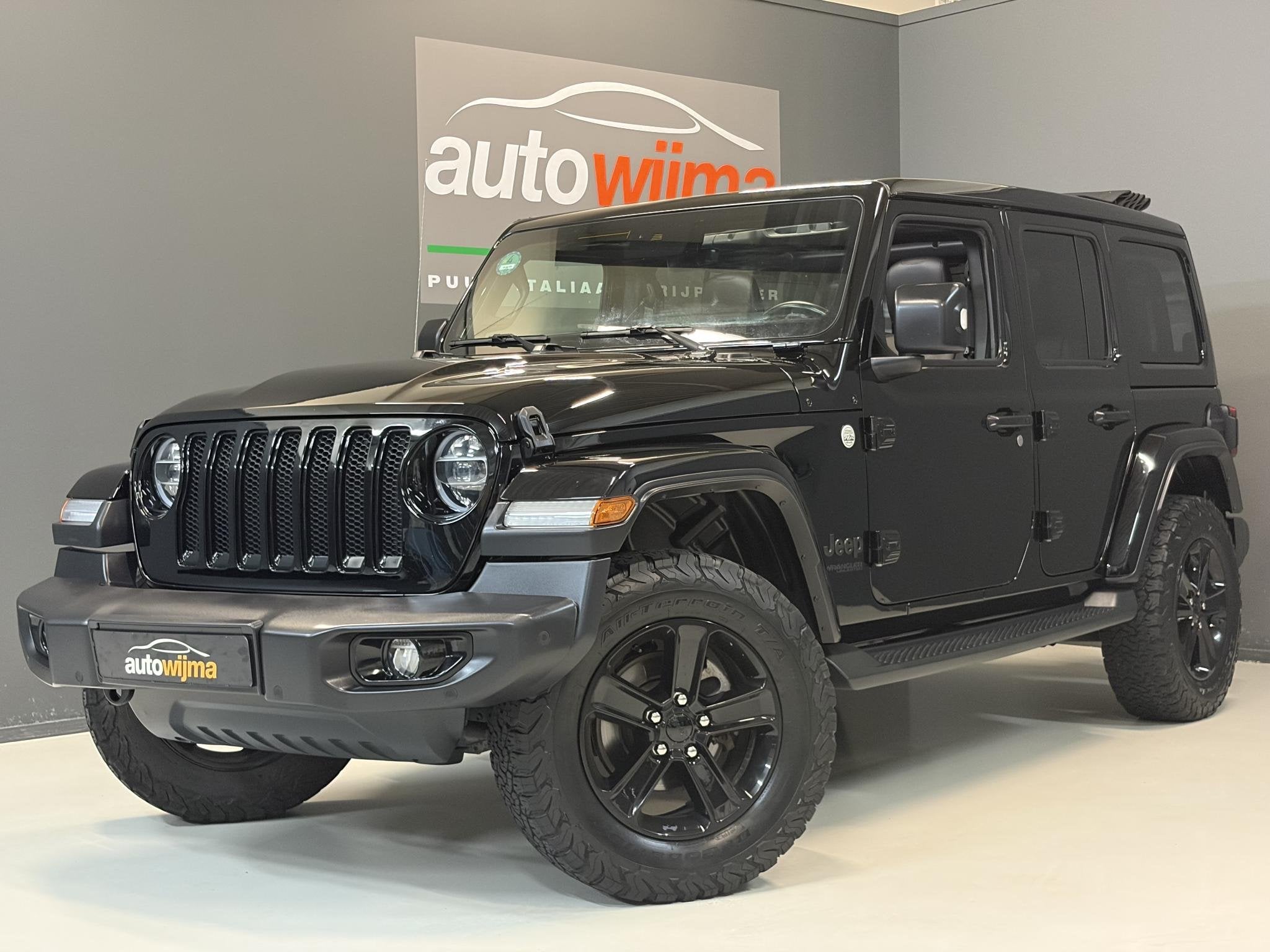 Jeep Wrangler Unlimited 2.0T Sahara Elektrisch softtop (Sky-, Automaat, Stof, 4 cilinders, Cabriolet