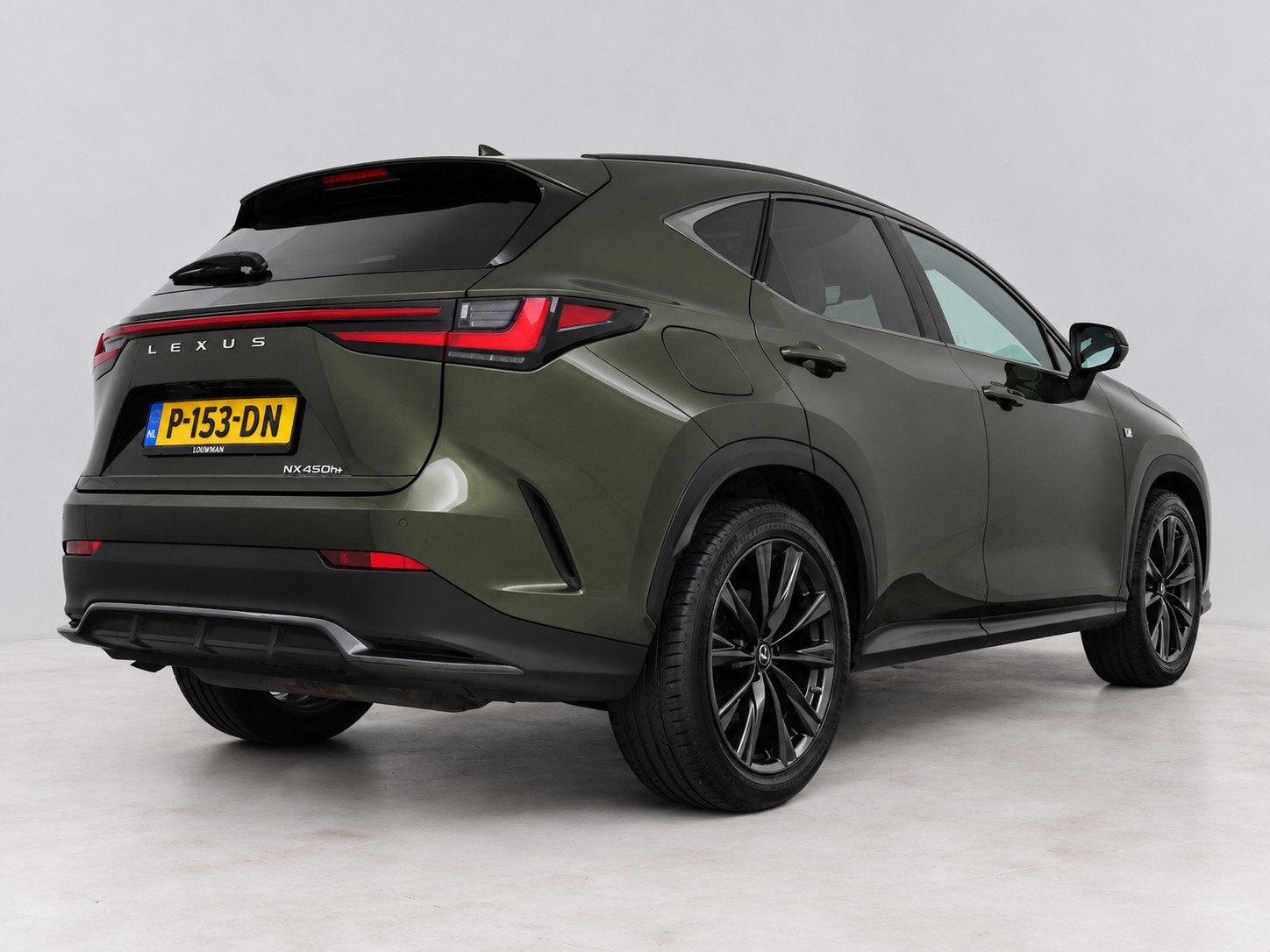 Lexus NX 450h+ AWD F SPORT Line | Schuif/Kanteldak | Stoel+S, Auto's, Gebruikt, 4 cilinders, Bedrijf, Vierwielaandrijving