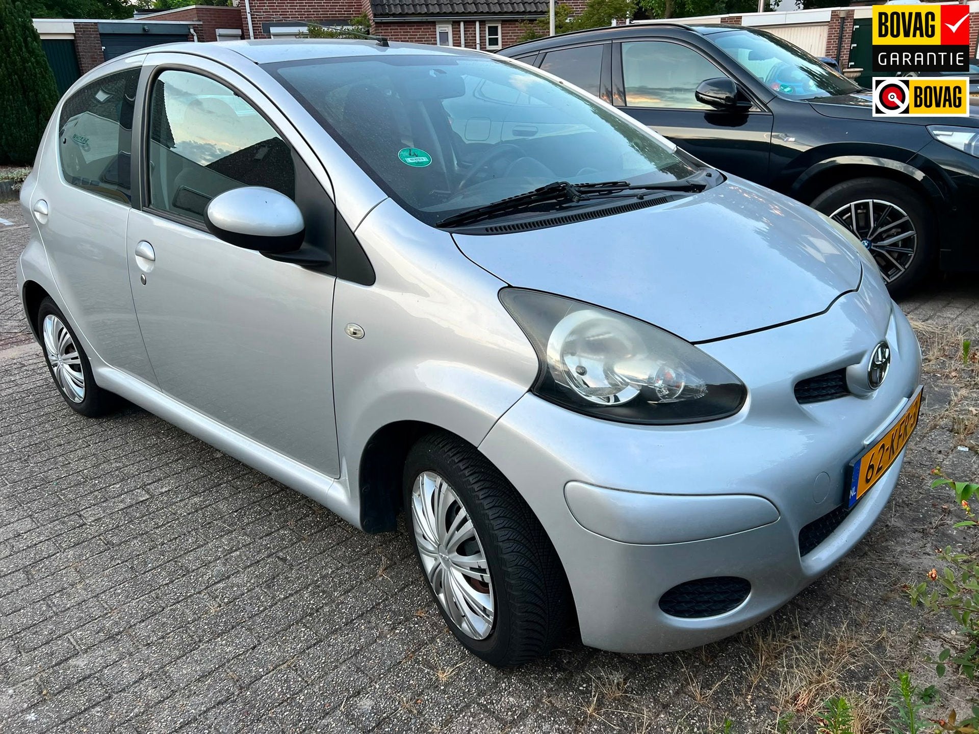 Toyota Aygo 1.0-12V Comfort Automaat., Auto's, Stof, Gebruikt, Zwart, 4 stoelen