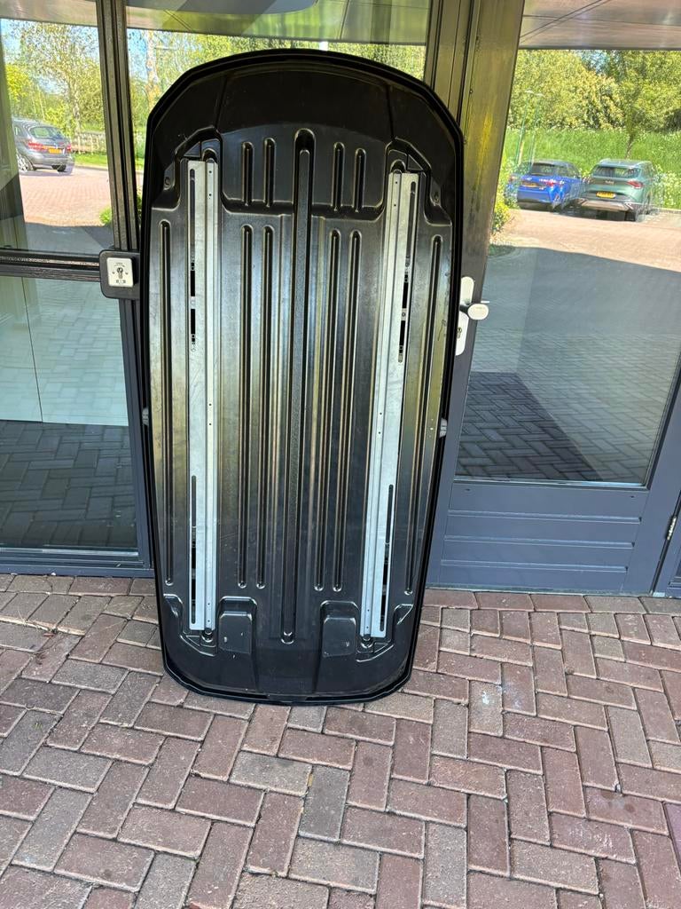 Thule Force XT M Dakkoffer + WingBar Dragers voor Volvo V40, Witgoed en Apparatuur, Zonnebanken en Gezichtsbruiners, Zo goed als nieuw