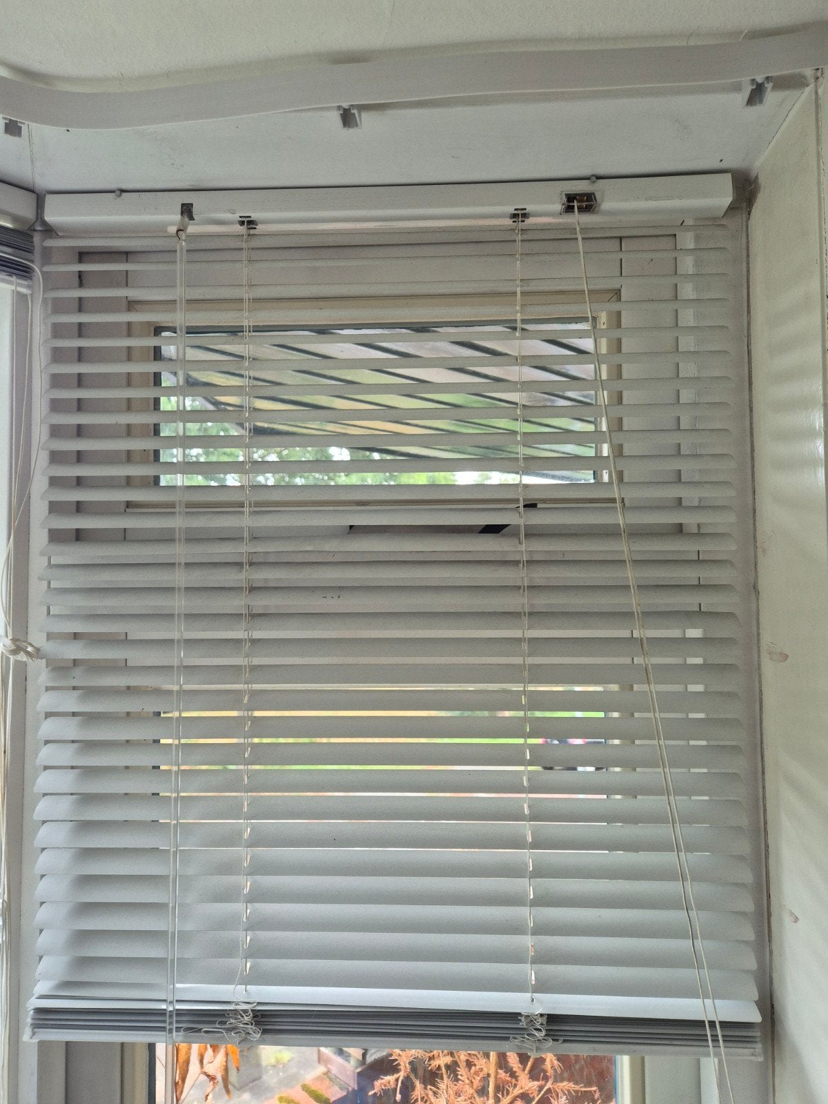 Twee luxaflex jaloezieën - 60x143cm en 200x143cm, Luxaflex, Ophalen, Jaloezie
