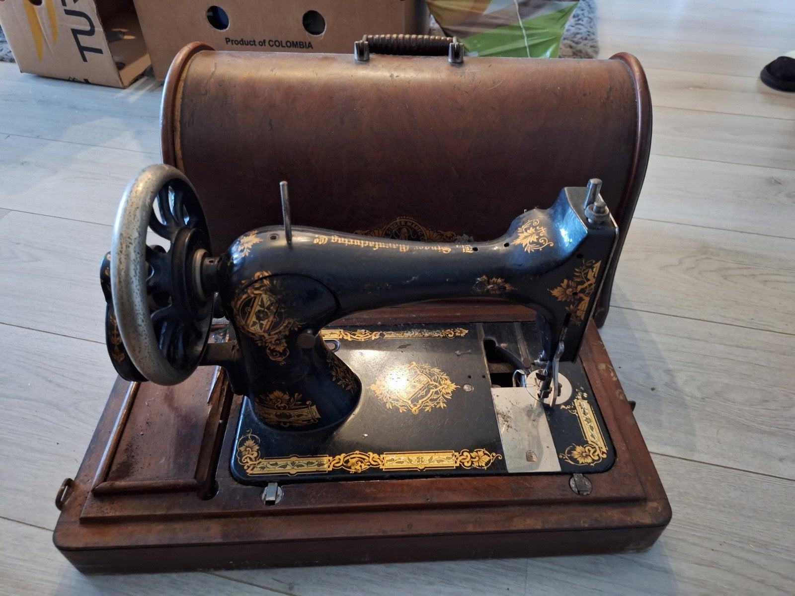 Singer naaimachine, Ophalen