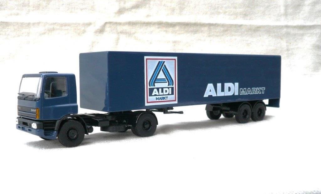 Lion Daf 75 + eurotrailer Aldimarkt 1993., Ophalen of Verzenden, Zo goed als nieuw, Bus of Vrachtwagen, Lion Toys