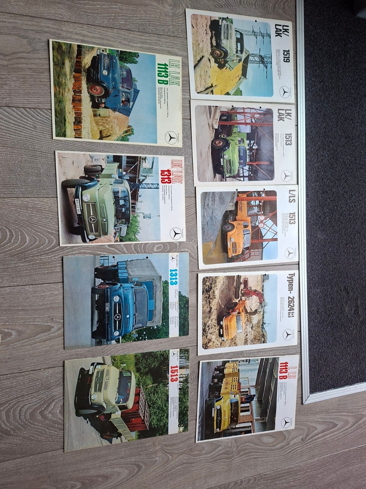 verzameling Mercedes Benz folders 1973 / 1974, Ophalen of Verzenden, Gelezen, Mercedes