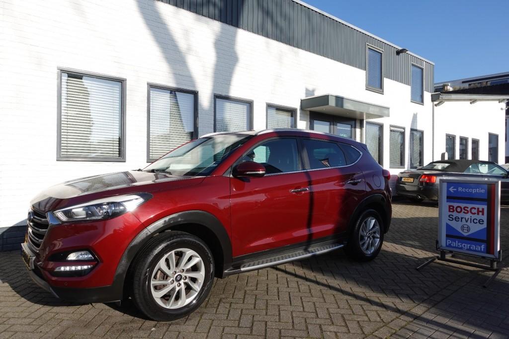 Hyundai TUCSON 1.6 GDI COMFORT Trekhaak, Auto's, Hyundai, Gebruikt, 4 cilinders, 132 pk, Origineel Nederlands