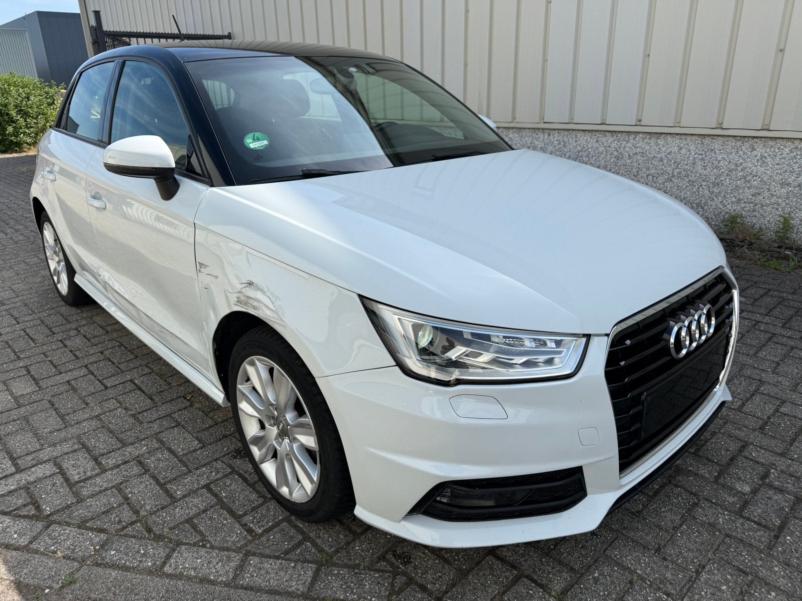 Te koop audi a1 1.4 tfsi s-line bj 2016 led pdc, Ophalen, Wit, Handgeschakeld, Audi