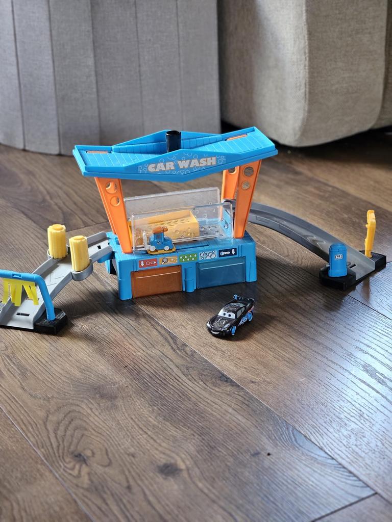 Disney Cars Color Changers Car Wash Speelset, Ophalen, Zo goed als nieuw, Jongen of Meisje