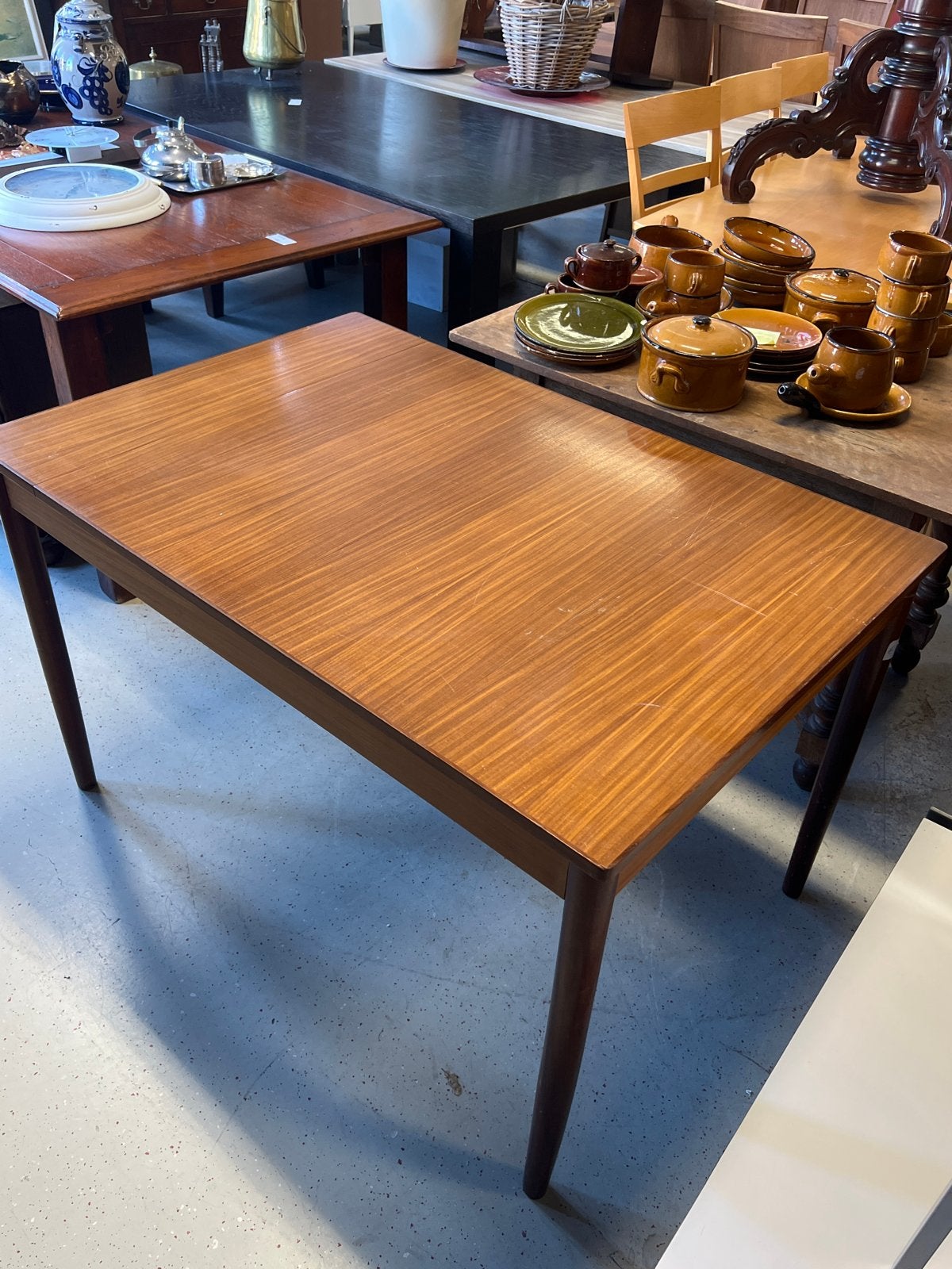 Vintage Teakhouten Eettafel - Compact en Stijlvol, Ophalen