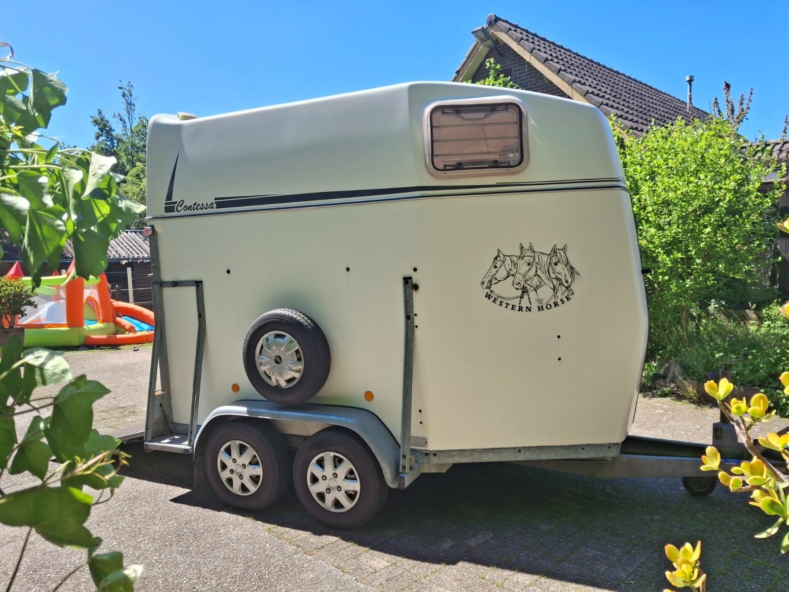 Te koop Henra Contessa polyester 2 paards trailer, Dieren en Toebehoren, Ophalen of Verzenden, Gebruikt, Polyester, 2-paards trailer