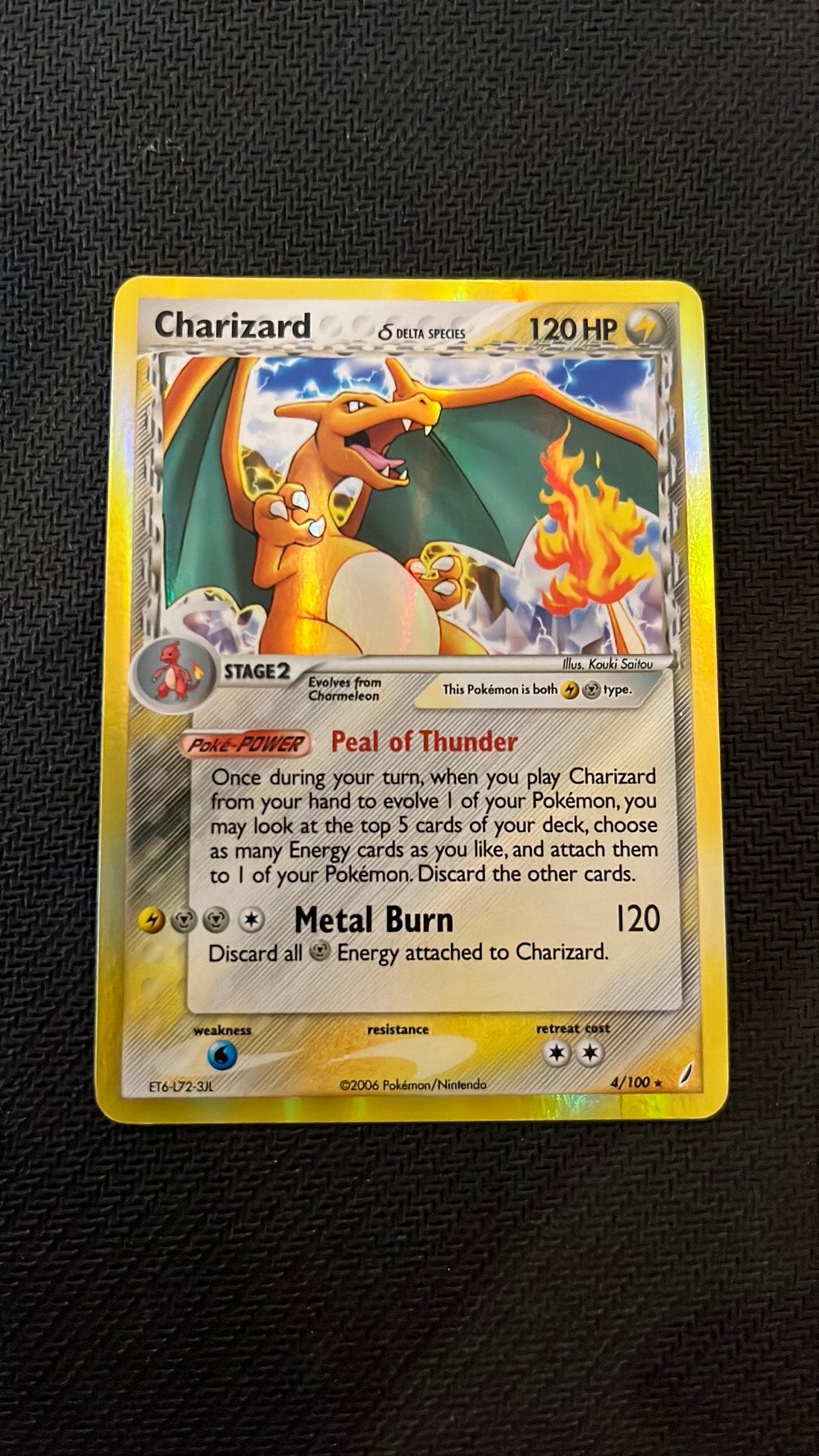 Charizard 4/100 - Pokemon, Ophalen of Verzenden, Zo goed als nieuw