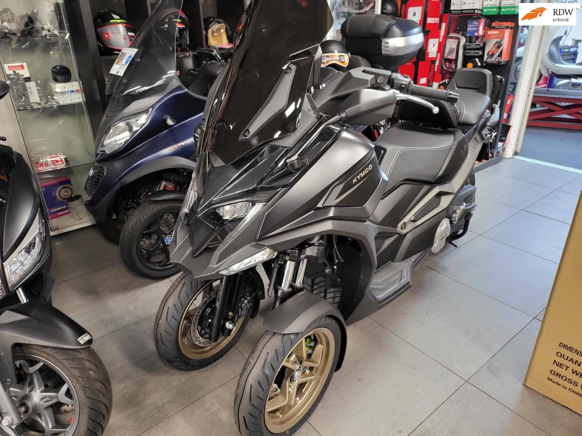Kymco CV3 550i 2023 7040KM RIJKLAAR 750€ GRATIS ACCESSOIRE, Motoren, Kymco, Overig, Gebruikt, Bedrijf