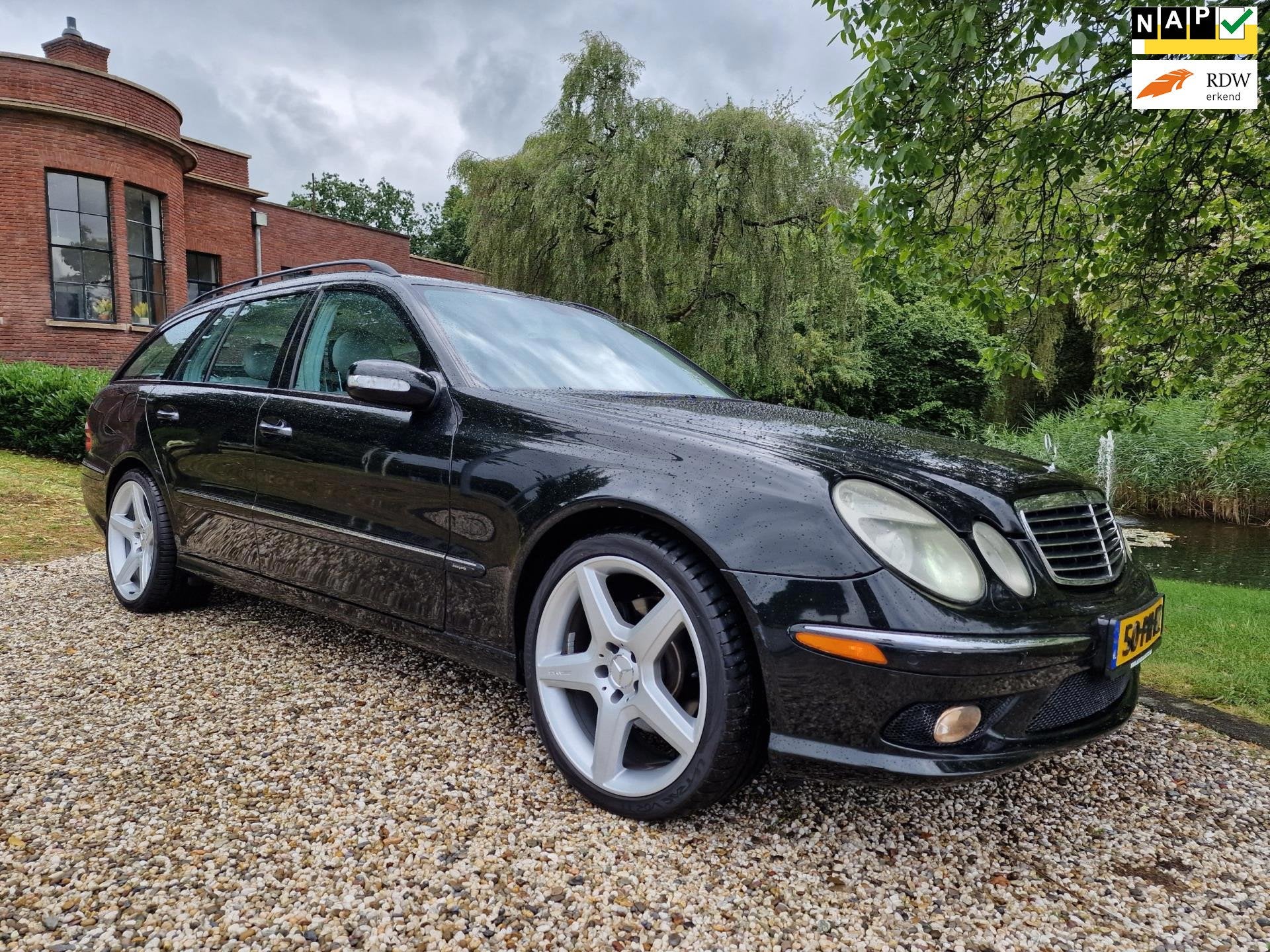 Mercedes-Benz E-klasse Combi 320 Avantgarde AMG Uitvoering N, Auto's, Mercedes-Benz, Automaat, Achterwielaandrijving, Gebruikt
