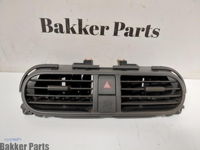 Luchtrooster Dashboard van een Opel Agila, Auto-onderdelen, Gebruikt, -, -, Opel