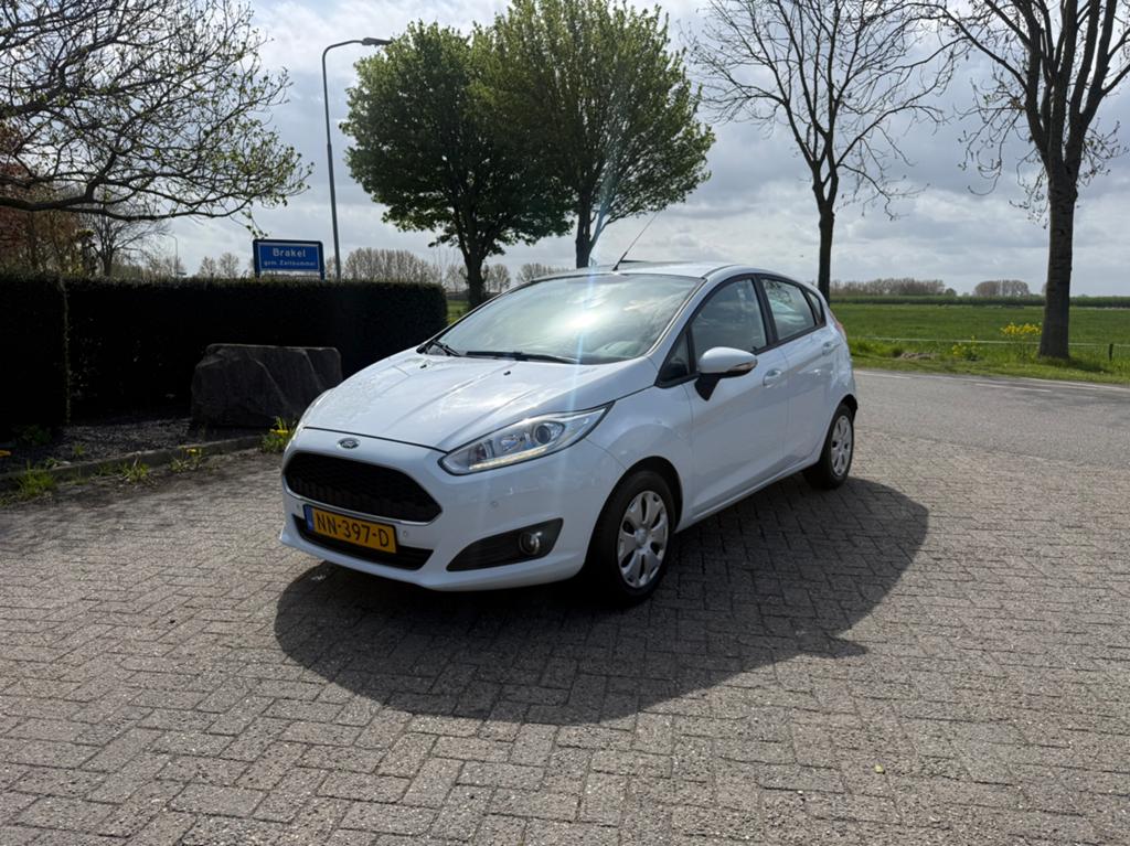 Ford Fiësta 1.5 Tdci 70KW 5DR 2017 Wit LED/NAVI/PDC/EURO6, Auto's, Voorwielaandrijving, Stof, 1036 kg, 96 €/maand