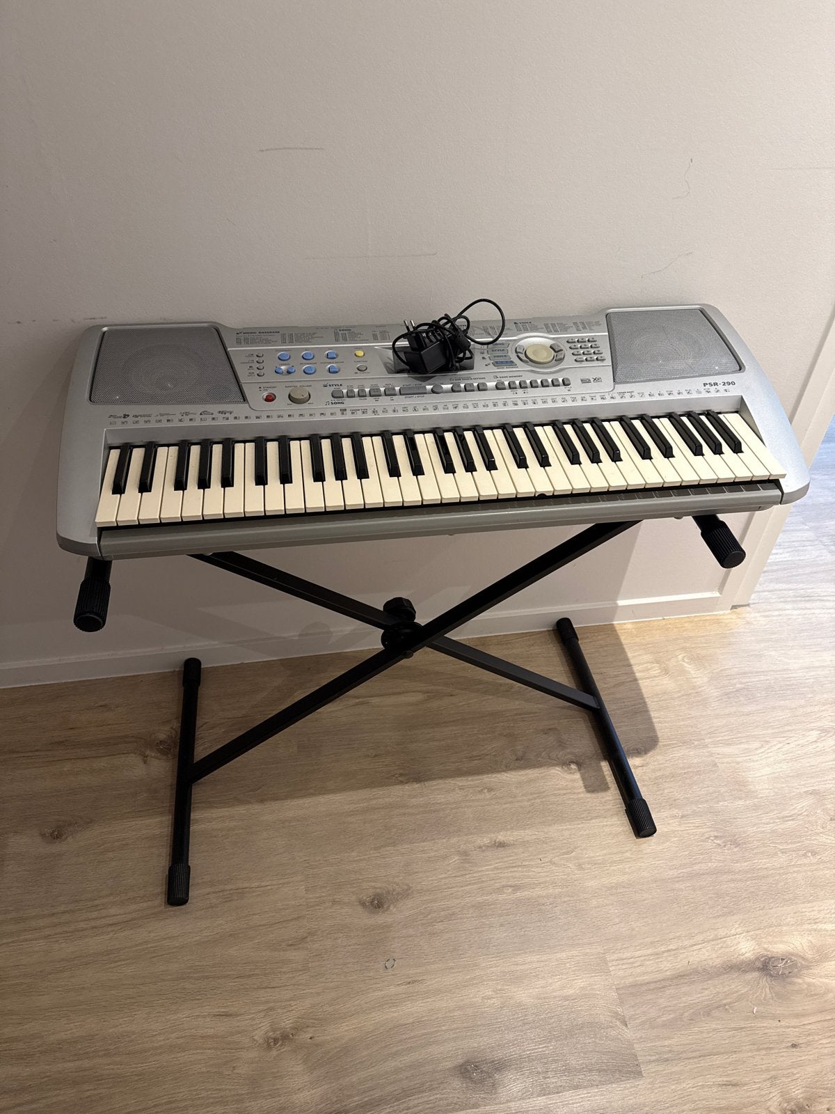 Yamaha PSR-290 Keyboard met standaard, Ophalen, Yamaha, Met standaard, 61 toetsen