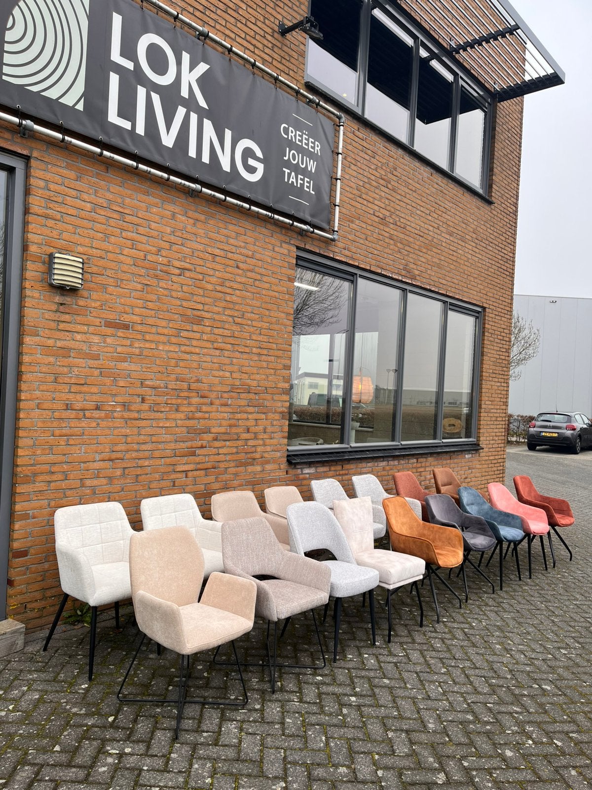 Showroom stoelen enkele stuks adore stof kleur beige, Ophalen, Nieuw, Overige kleuren, Stof
