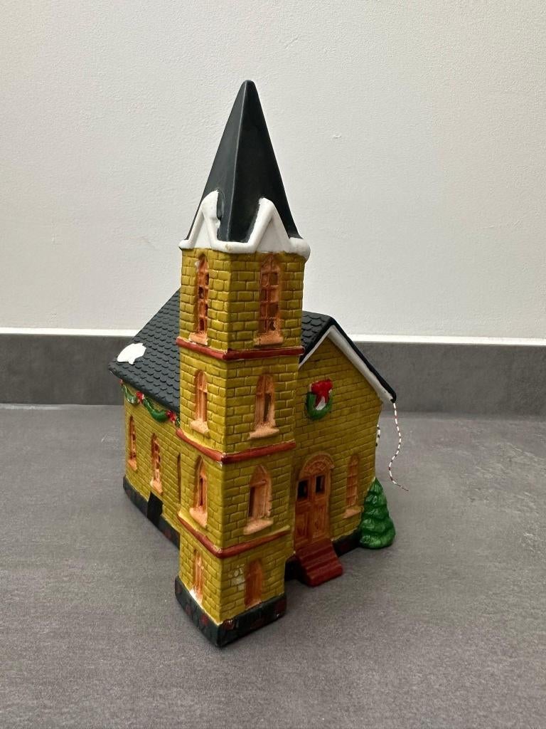 Kersthuisje kerstdorp kerk met verlichting kerstdecoratie, Diversen, Ophalen of Verzenden, Nieuw
