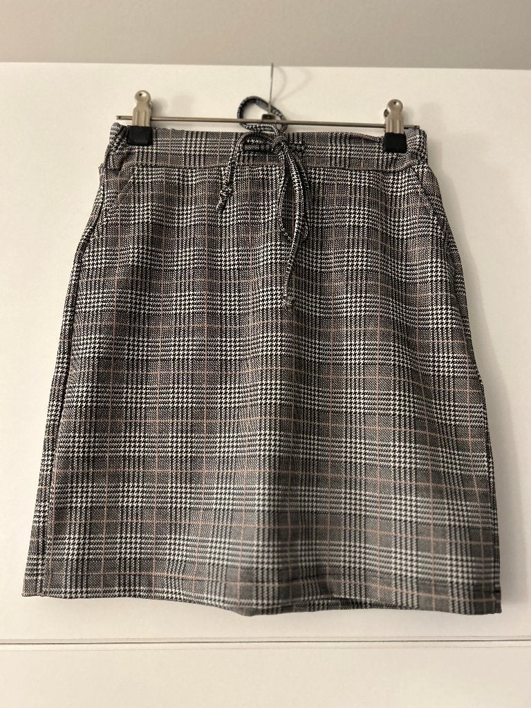 Lola & Liza geruit zwart-wit rokje, Kleding | Dames, Zwart, Ophalen of Verzenden, Zo goed als nieuw, Maat 34 (XS) of kleiner