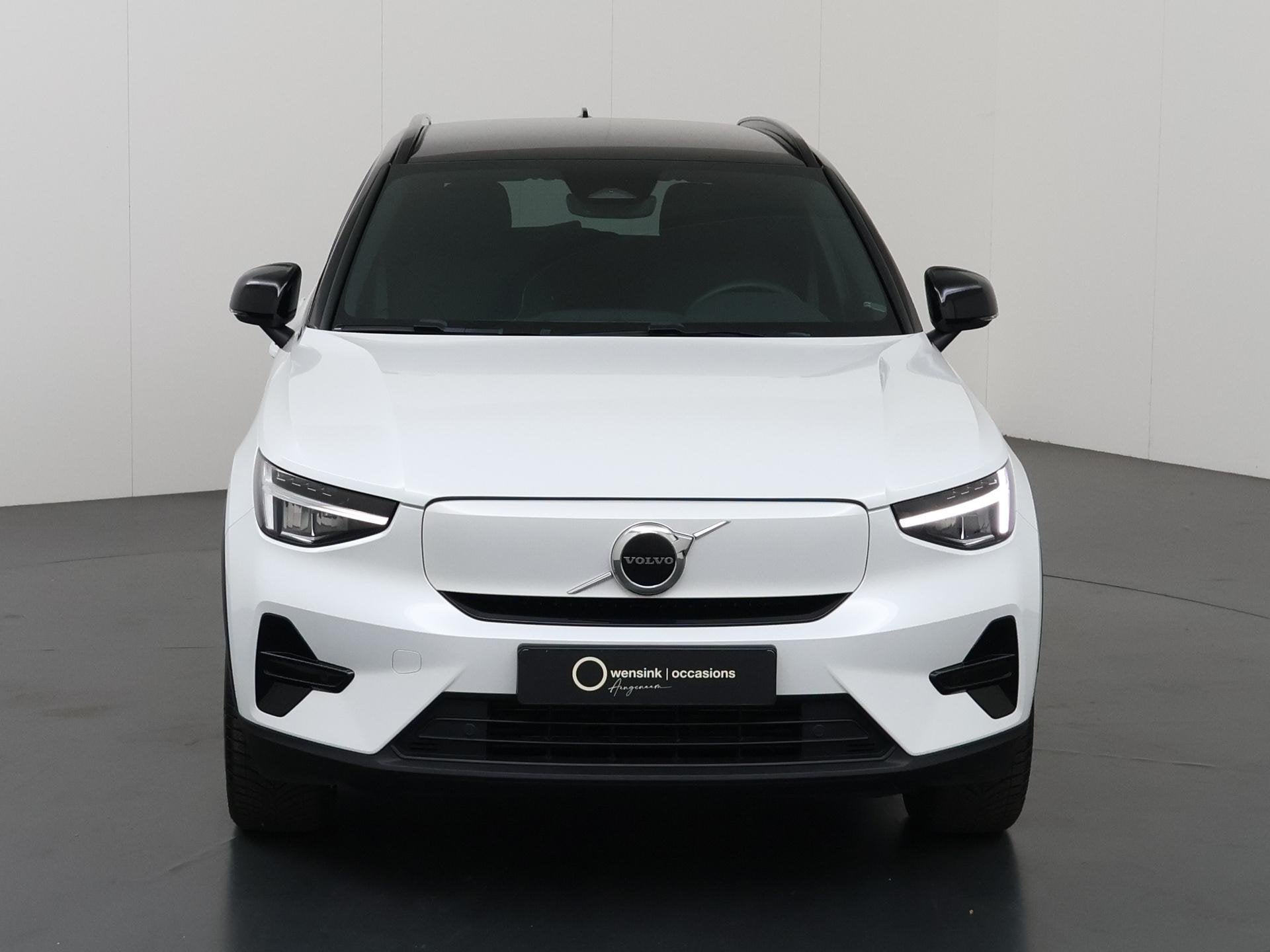 Volvo XC40 Recharge Core | SOH 95,7% | Digitaal Dashboard |, Auto's, Volvo, Stof, Gebruikt, Wit, 231 pk