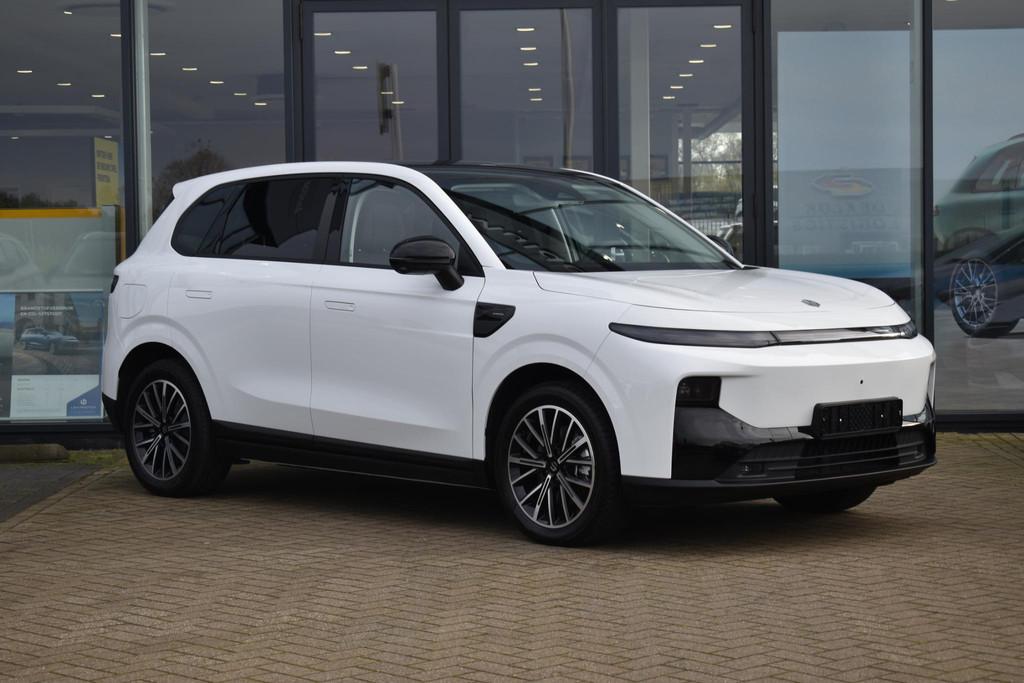 Leapmotor B10 Design ProMax 67.1 kWh VOORRAAD KORTING, Auto's, Leapmotor, 12 maanden, Achterwielaandrijving, Nieuw, SUV of Terreinwagen
