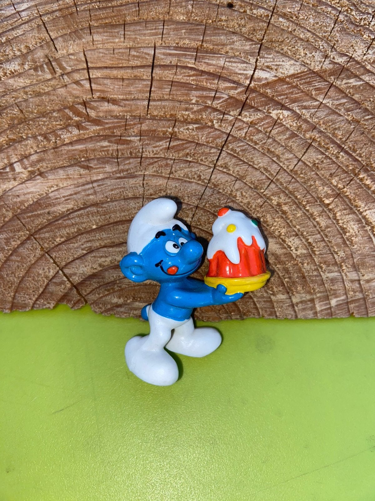 Smurfen mac donalds smurf met taart, Verzamelen, Ophalen of Verzenden, Zo goed als nieuw