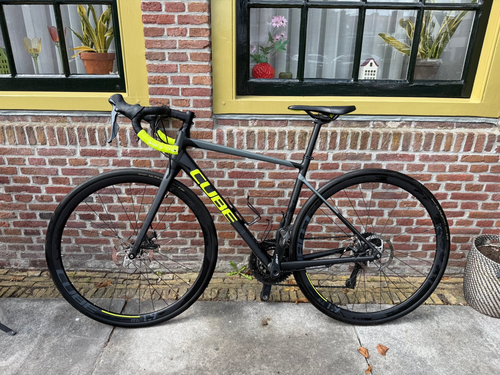 Cube Attain Pro 2021, Gebruikt, Meer dan 20 versnellingen, Schijfrem, 53 tot 57 cm