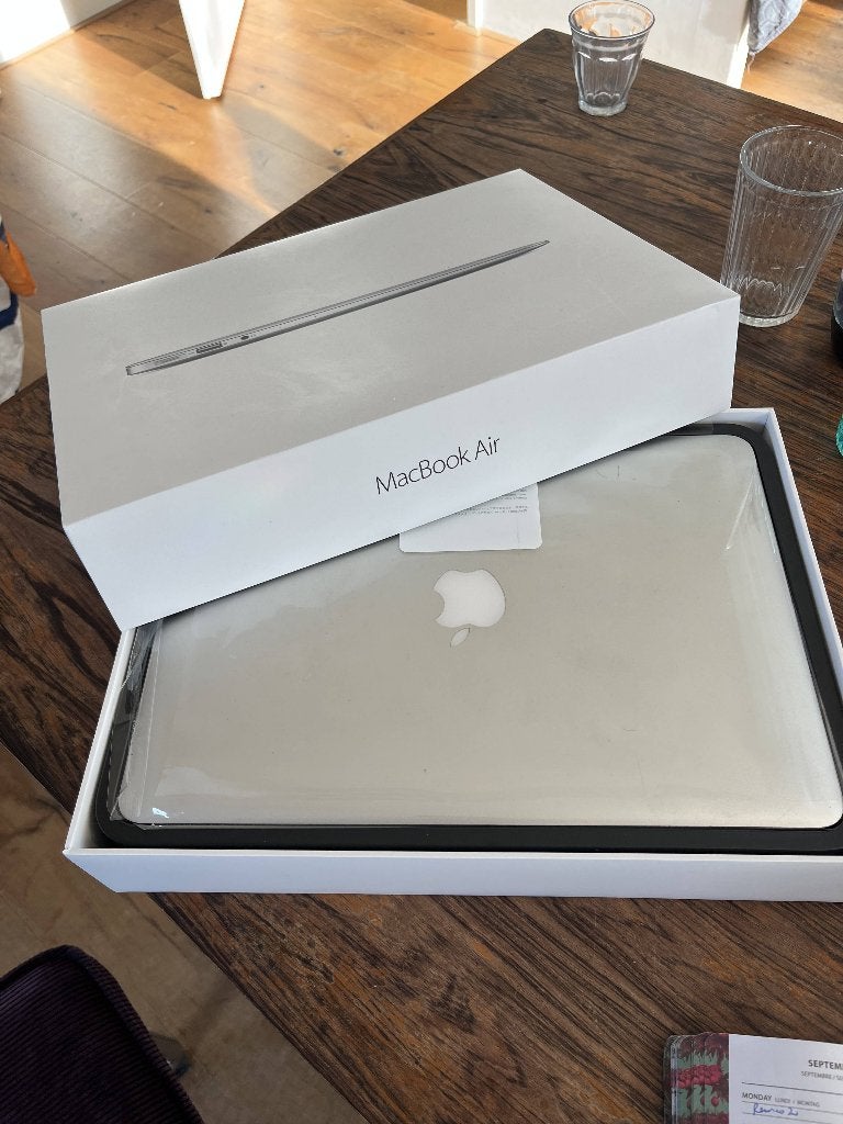 macbook air 2014 onderdelen (scherm&toetsen&4GB Ram?), Computers en Software, Qwerty, 13 inch, Minder dan 2 Ghz, Ophalen of Verzenden