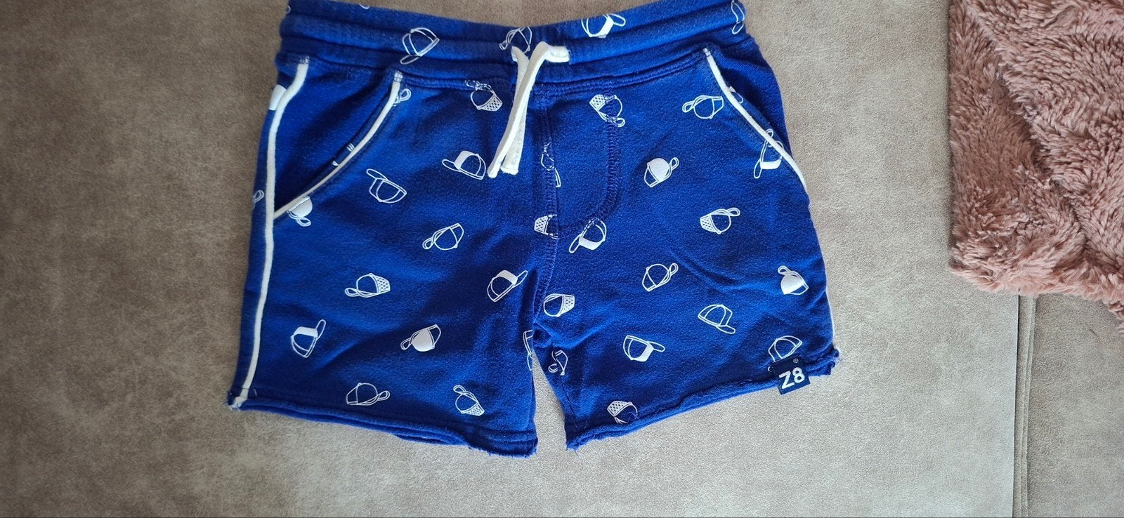 Z8 broekje maat 110, Broek, Z8, Ophalen of Verzenden, Zo goed als nieuw