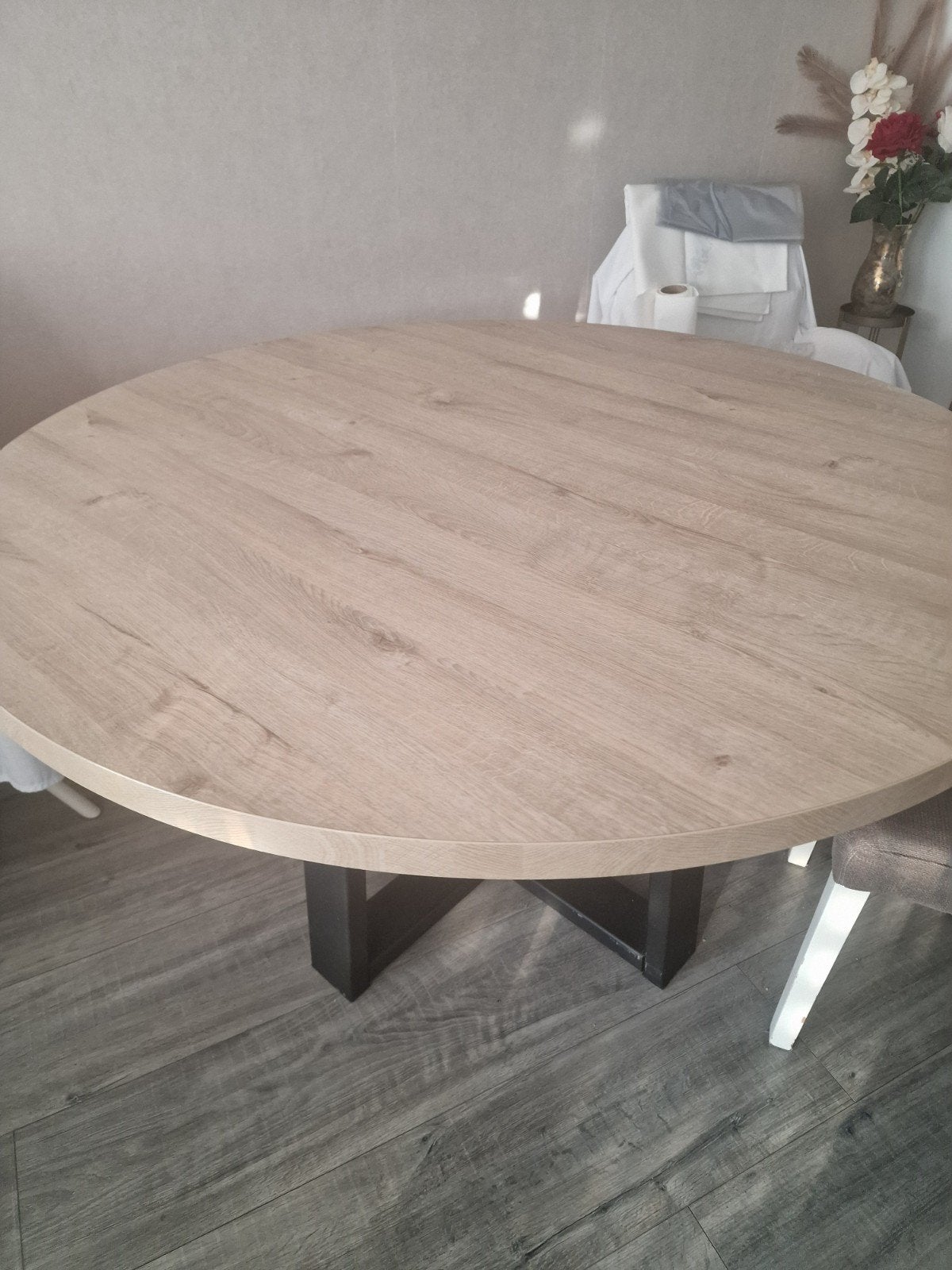 Ronde eettafel, Rond, Ophalen of Verzenden, Zo goed als nieuw, 100 tot 150 cm