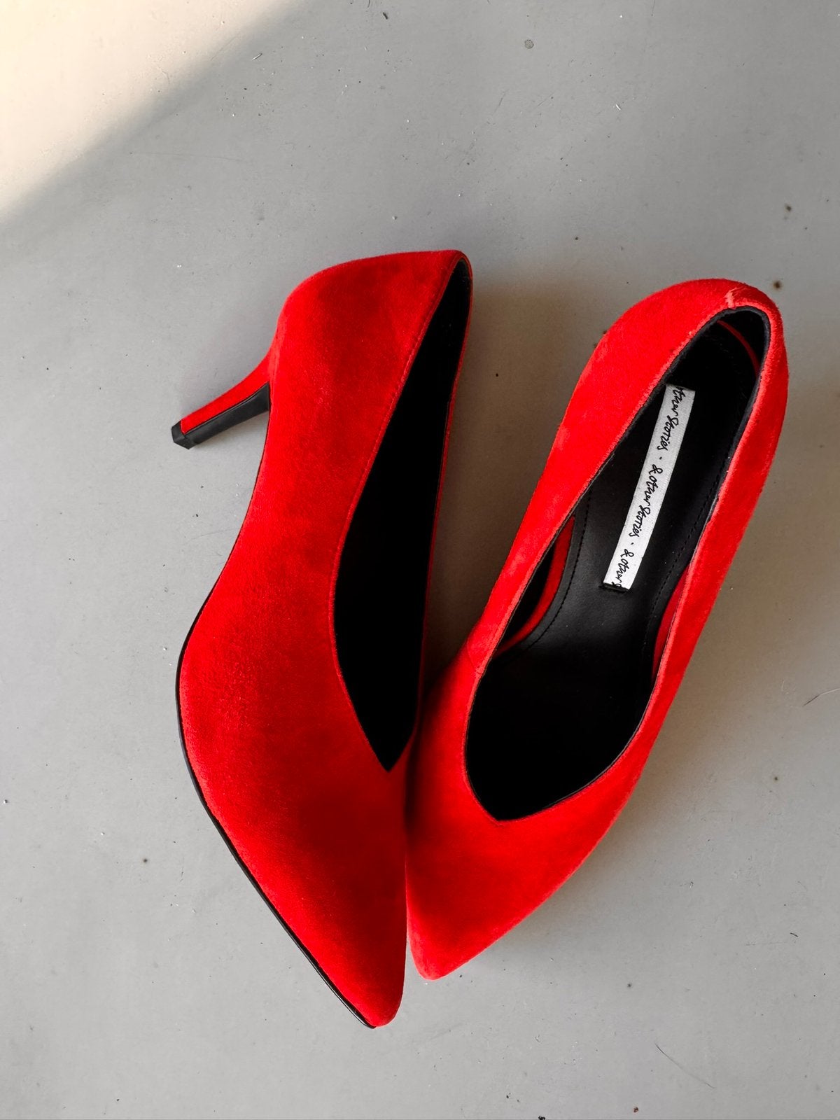 & Other Stories leather pumps size 38, Pumps, Ophalen of Verzenden, Rood, Nieuw