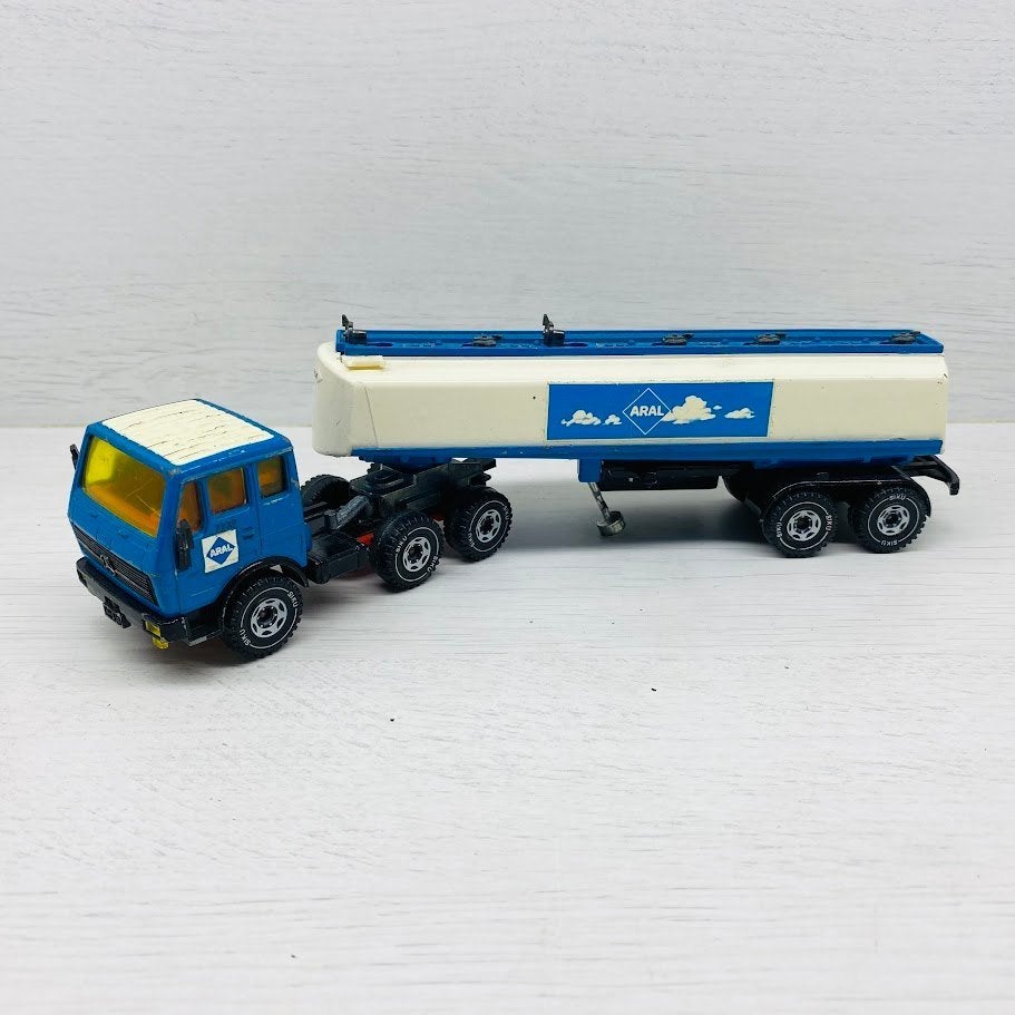 Siku - Mercedes-Benz ARAL tankwagen 3110 V288, Hobby en Vrije tijd, Ophalen of Verzenden, Gebruikt, Bus of Vrachtwagen, SIKU