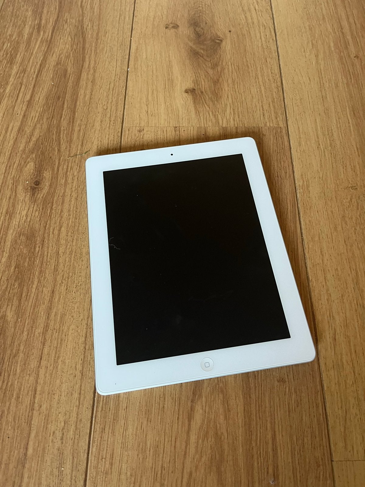 iPad 1458 voor onderdelen - Nette behuizing - Niet werkend, Computers en Software, Apple iPads, Niet werkend, Apple iPad, 10 inch