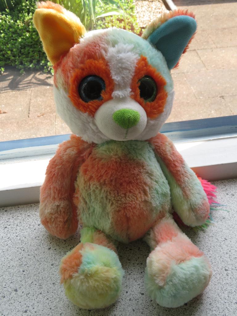 Vos merk Sunkid van Action met groen en blauw oog, Wasbaar, Ophalen of Verzenden, Zo goed als nieuw, Middelgroot (20 tot 80 cm)