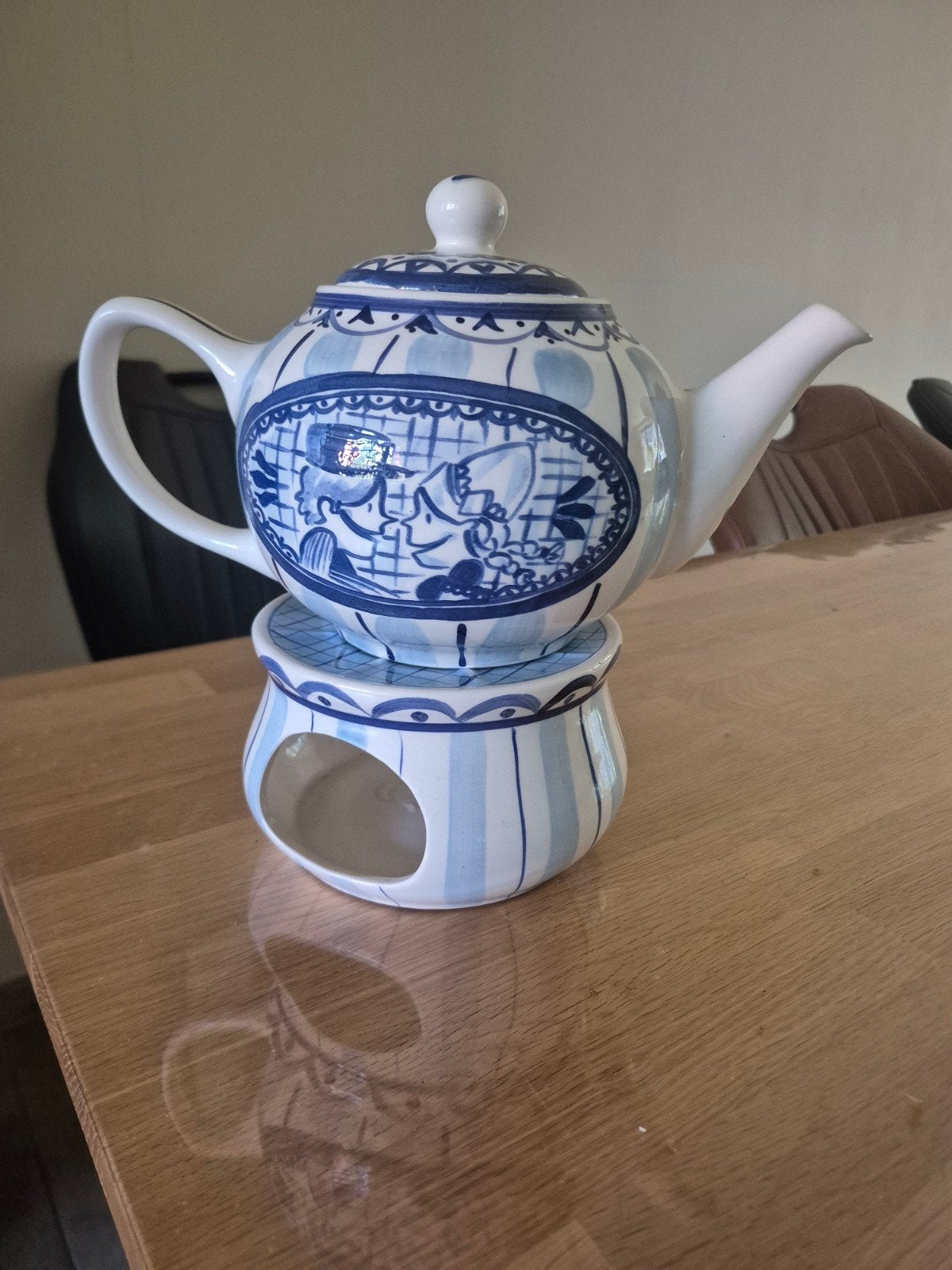 delfts blond theepot met theelicht, Huis en Inrichting, Keuken | Servies, Ophalen, Zo goed als nieuw, Aardewerk, Overige typen