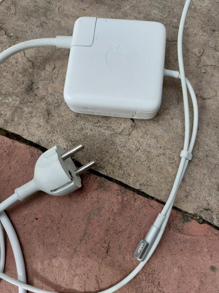 MacBook oplader met magnetische aansluiting (Magsafe), Ophalen of Verzenden, Gebruikt, Apple