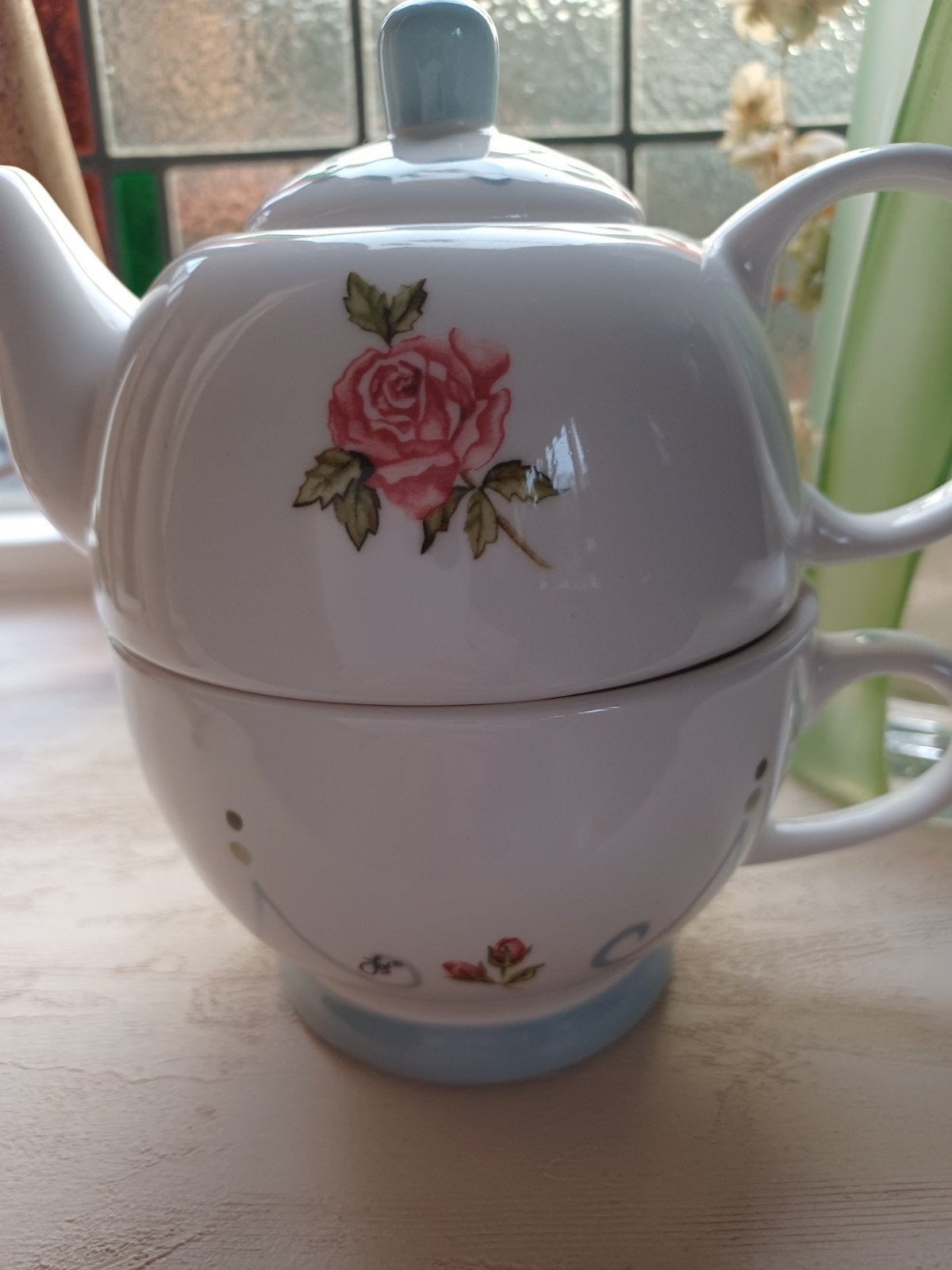Douwe Egberts Theepot met Kopje  Rozen Design, Overige merken, Ophalen of Verzenden, Zo goed als nieuw, Theepot