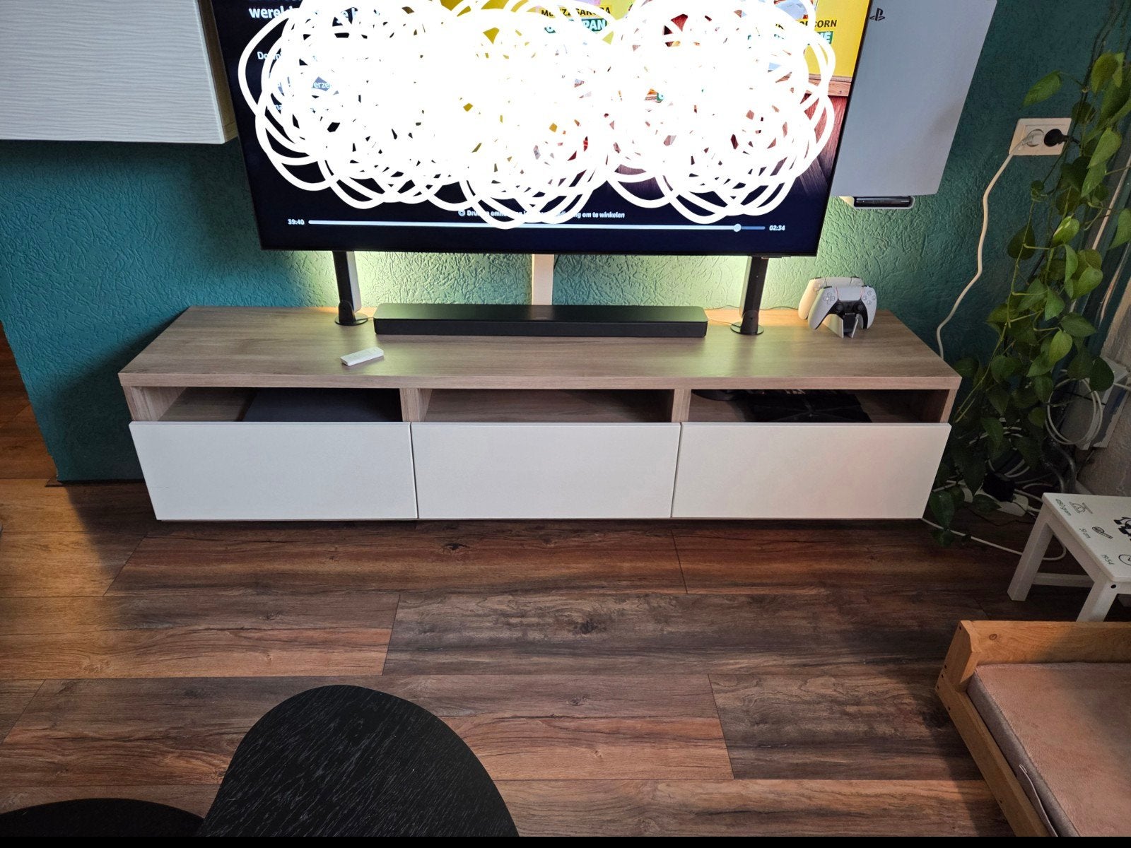 Ikea hangkasten en hang tv meubel in uitstekende staat, Huis en Inrichting, Kasten | Televisiemeubels, Ophalen, Modern, Scandinavisch