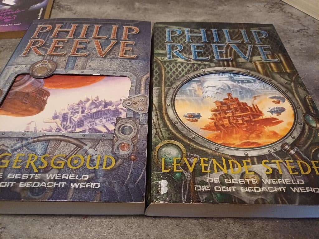 Philip reeve/ de beste wereld die ooit bedacht werd   2.x, Boeken, Ophalen of Verzenden