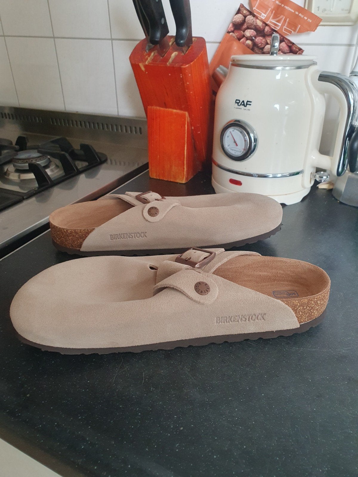 Birkenstock Boston klompen maat 41 - Zo goed als nieuw, Kleding | Dames, Schoenen, Nieuw, Slippers, Beige, Ophalen of Verzenden