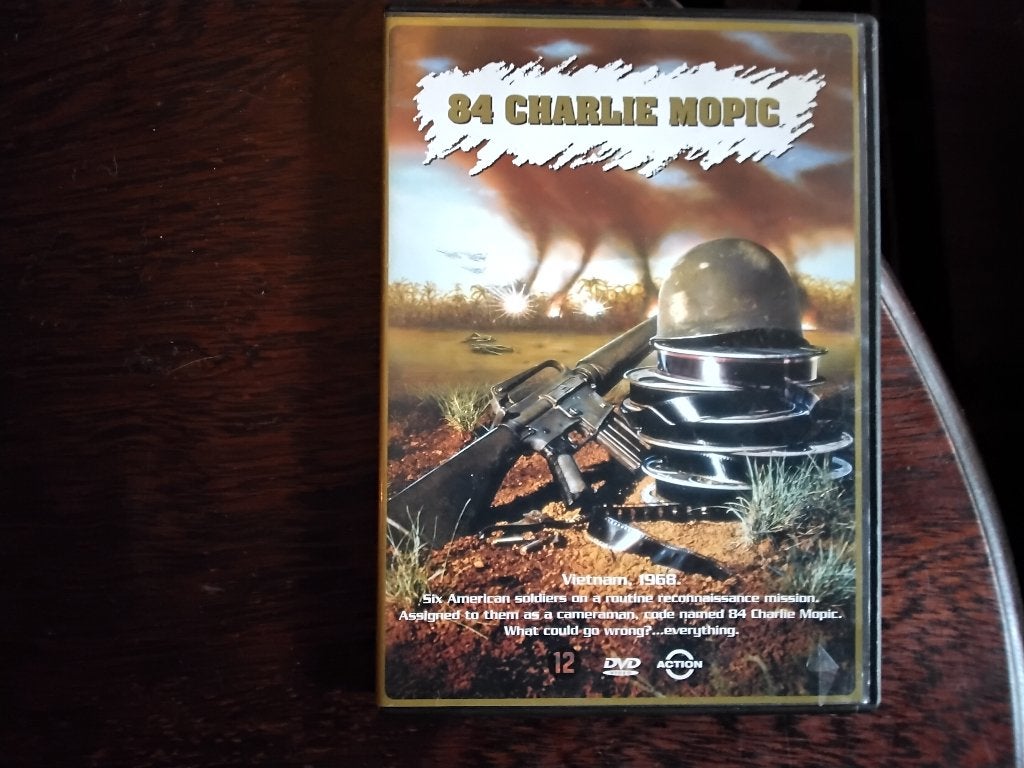 84 Charlie mopic, origineel, Engels, Nederlands, Ophalen of Verzenden, Zo goed als nieuw