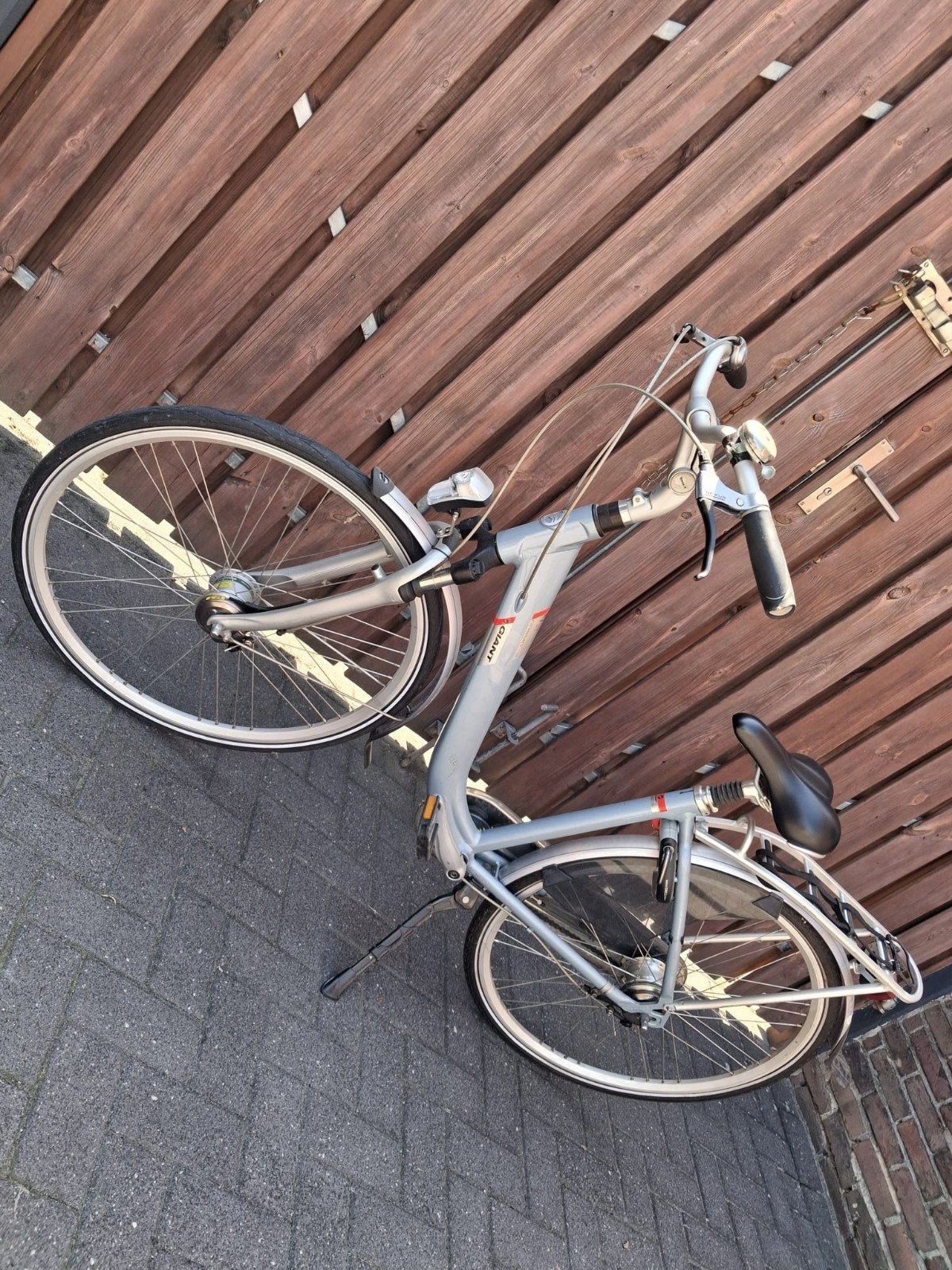 Amper gebruikte damesfiets in zeer goede staat, Ophalen, Velgrem, Versnellingen, Giant