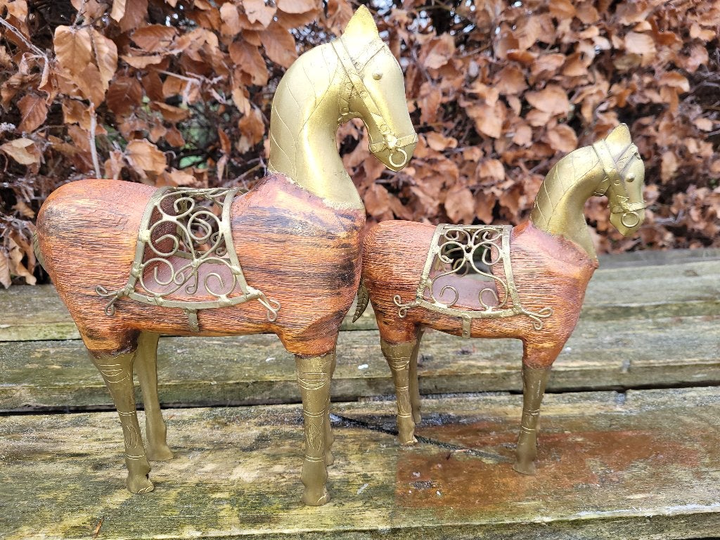 set antieke houten handgemaakte paarden beelden met messing, Ophalen of Verzenden, Handgemaakt, Houtsnijwerk