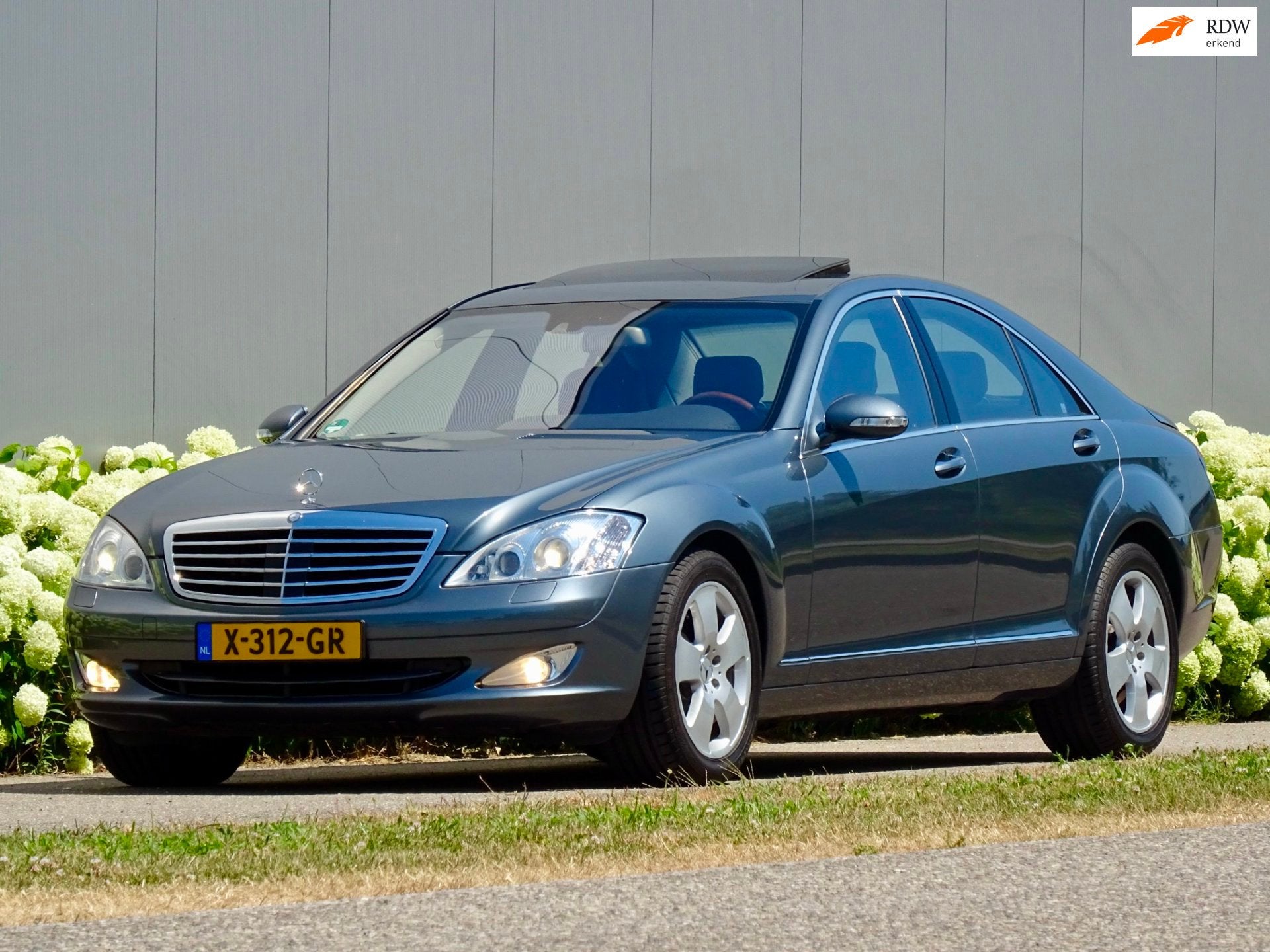 Mercedes-Benz S-klasse S500 4-Matic | NIEUW-STAAT! | 500 S35, Auto's, Automaat, Gebruikt, Automatische klimaatregeling, Leder